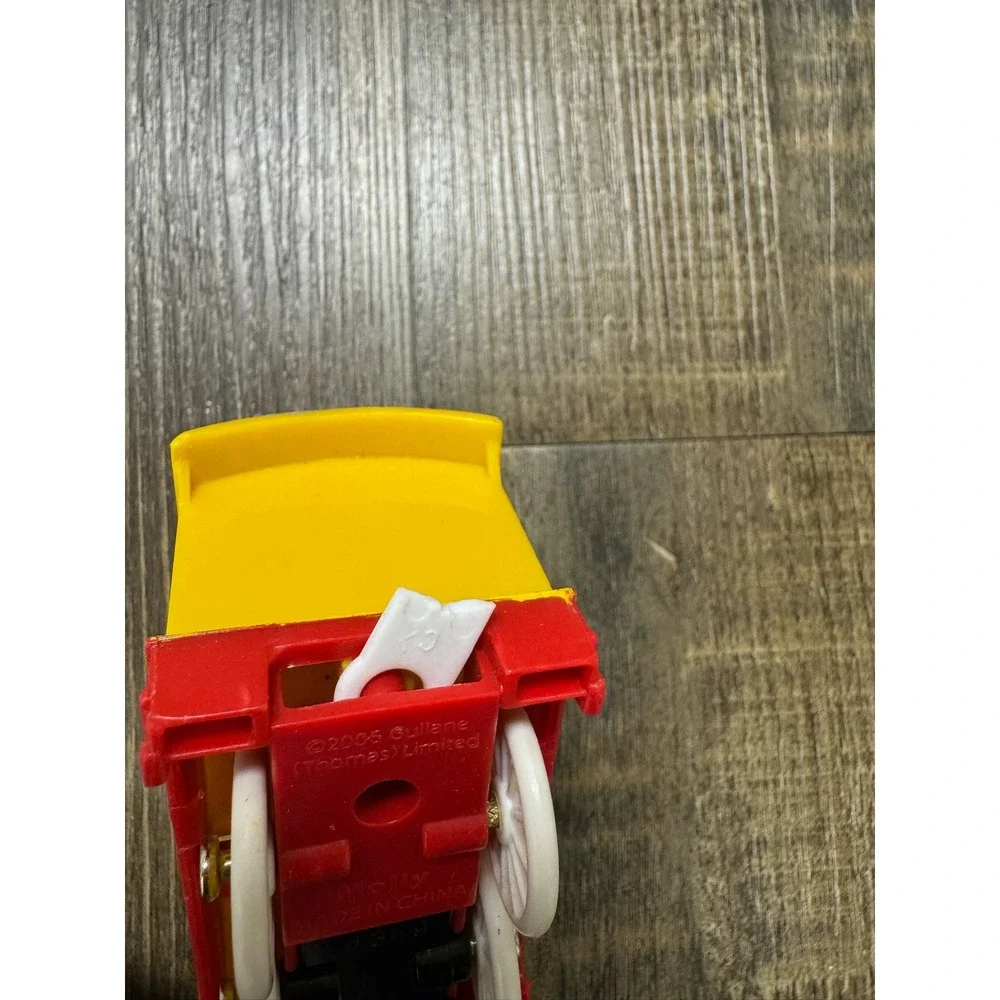 Thomas & Friends TrackMaster Molly Yellow Engine HiT Toy Company 2006 Motorized